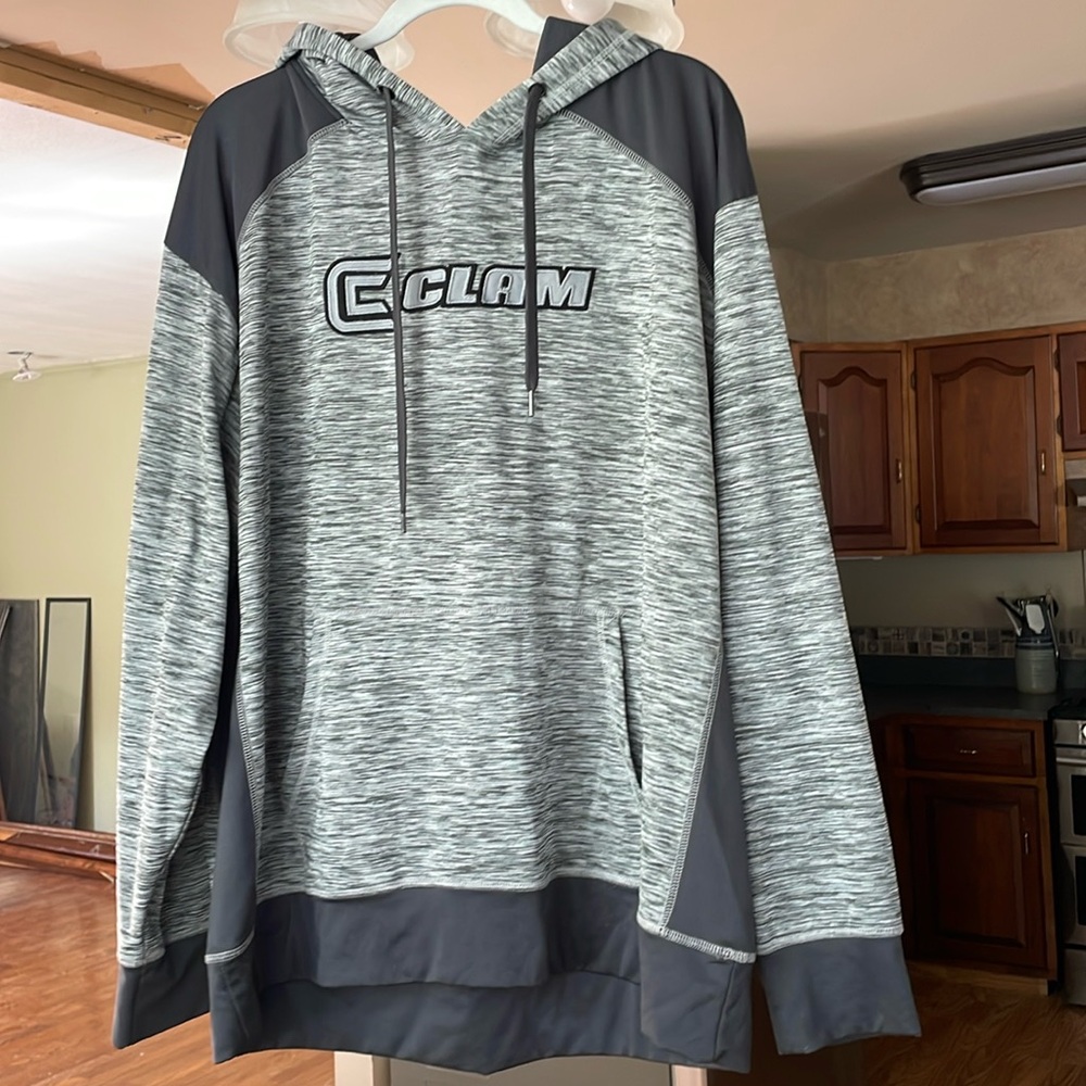 Men’s Clam Sweatshirt